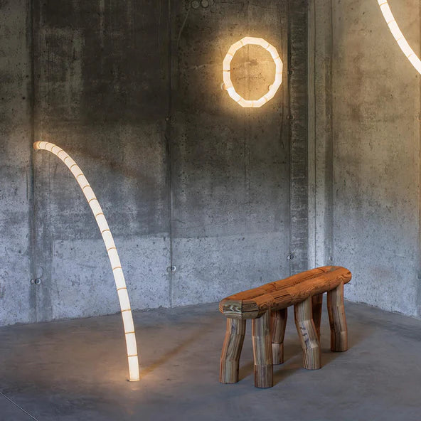 TOOY Tratti Wall to Ceiling Light