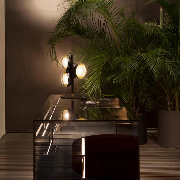 TOOY Muse Table Lamp - Sand black and brushed brass / Non dimmable