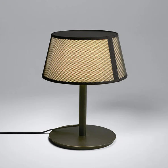 TOOY Lilly Table Lamp - No dimmer