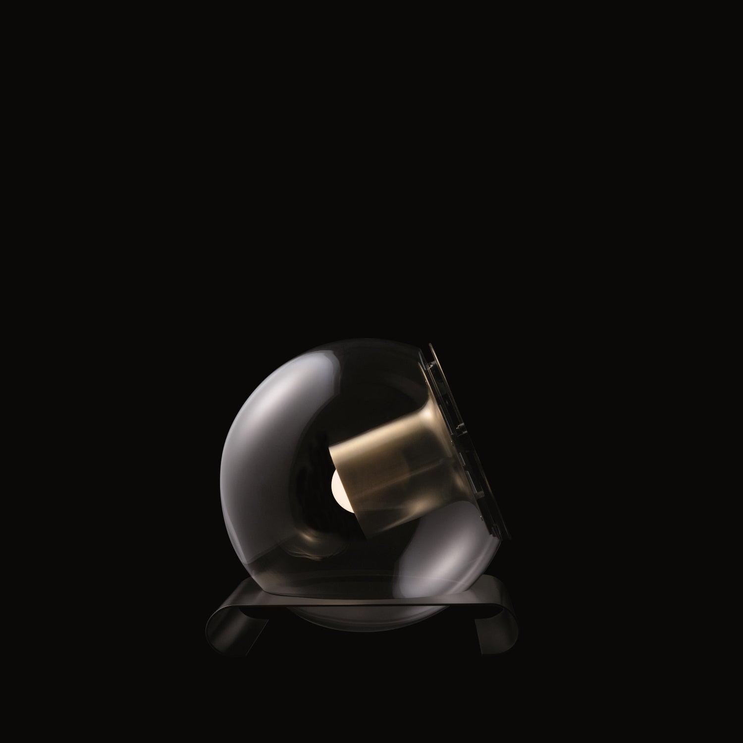 the globe - LoriaDesign