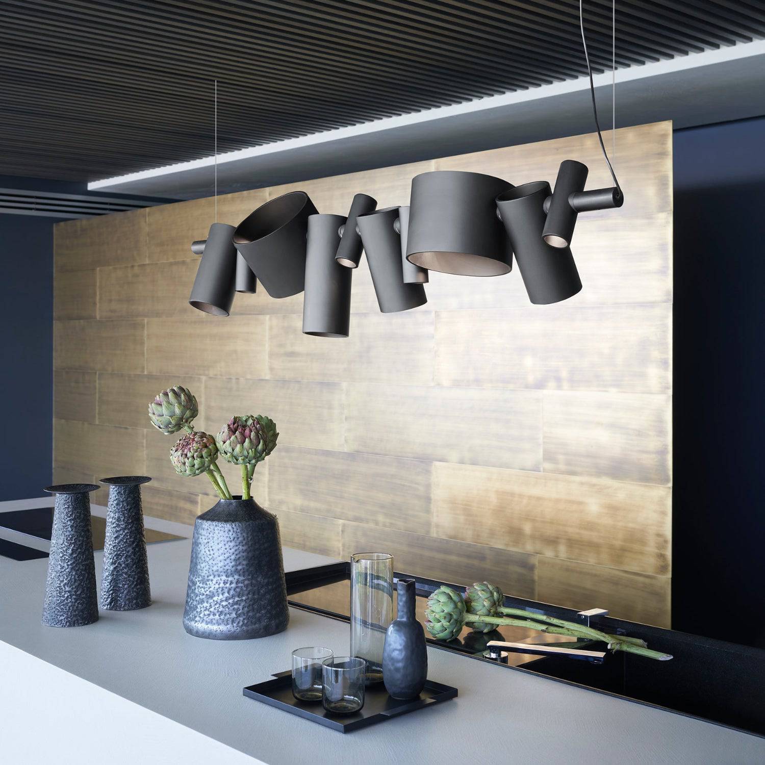 Oluce Dancing Queen 456 Pendant Lamp – Adjustable LED Suspension by Victor Vasilev.